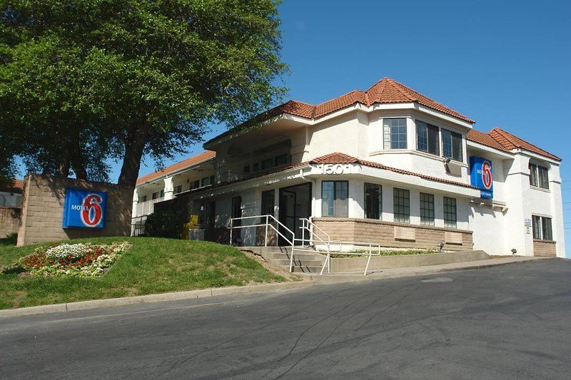Motel 6-Pinole, Ca Eksteriør billede